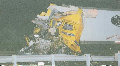 TTrailer_Blows_Tire_2005___4_.jpg